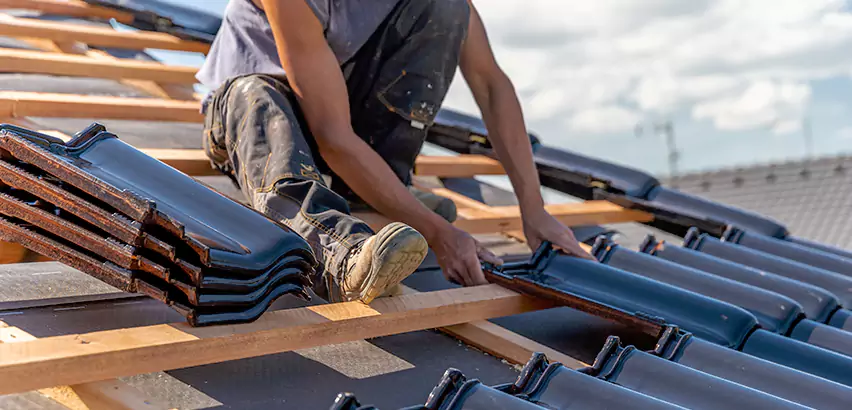 Professional Residential Roofing Services in Streamwood, IL