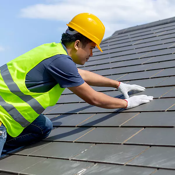Why Streamwood Businesses Rely on Streamwood Roofing Pro for Roof Maintenance?